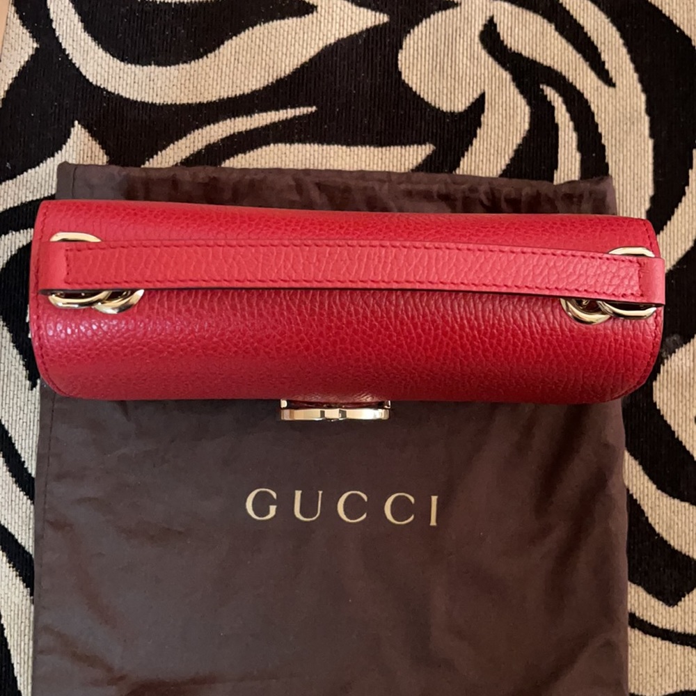 Small Interlocking G Shoulder Bag - image 7